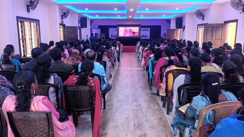 പ്രമാണം:LK Nodal Officers.jpg