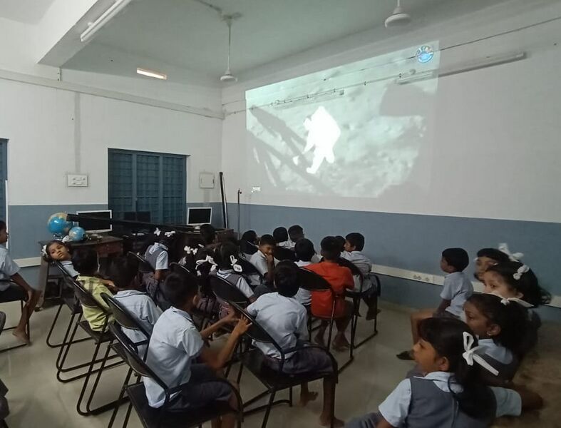 പ്രമാണം:24344 high tec3.jpg