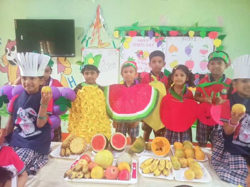 പ്രമാണം:Fruit Day.jpeg