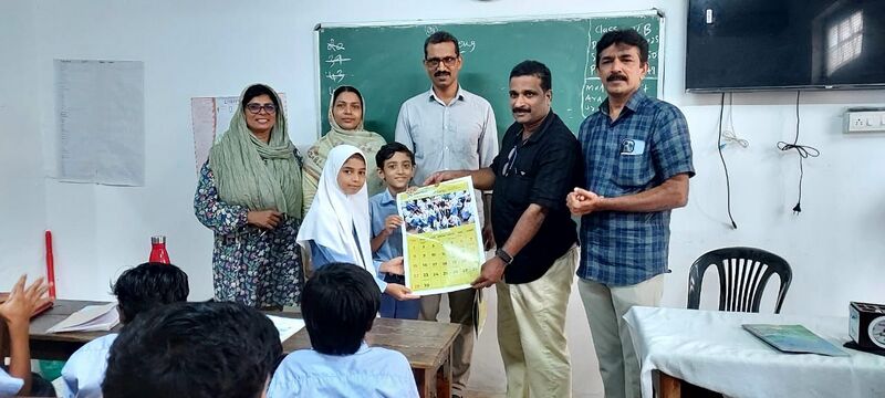 പ്രമാണം:17091 School Calendar.jpg