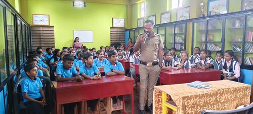 റോഡ് സേഫ്റ്റി സമൂഹത്തിന്റെ മുഴുവൻ നന്മക്കുവേണ്ടി.