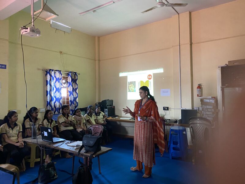 പ്രമാണം:23053-LK camp 24-27 2.jpg