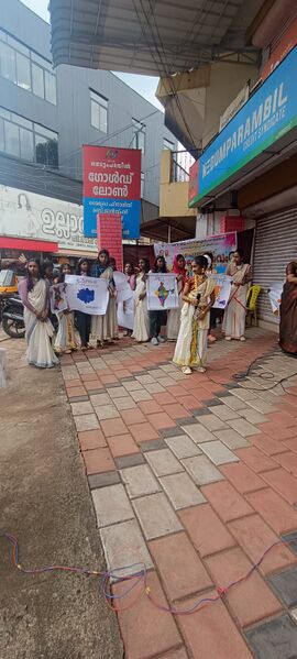 പ്രമാണം:42563 padanolsavam.jpeg