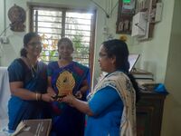 സൗമ്യടീച്ചർക്ക് യാത്രയയപ്പ്