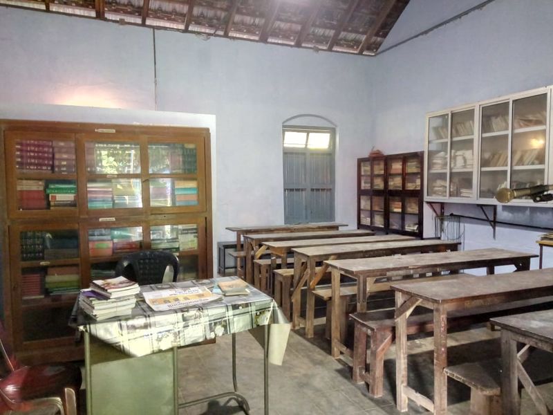 പ്രമാണം:Lib 1.jpg