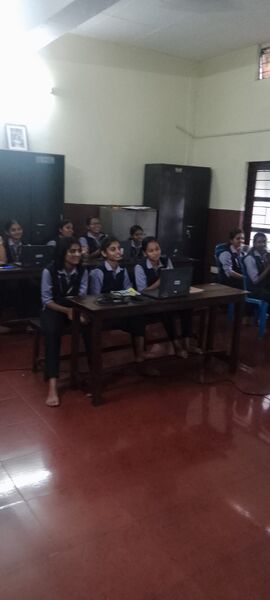 പ്രമാണം:MOBILE APP DEVELOPMENT TRAINING 2.jpg