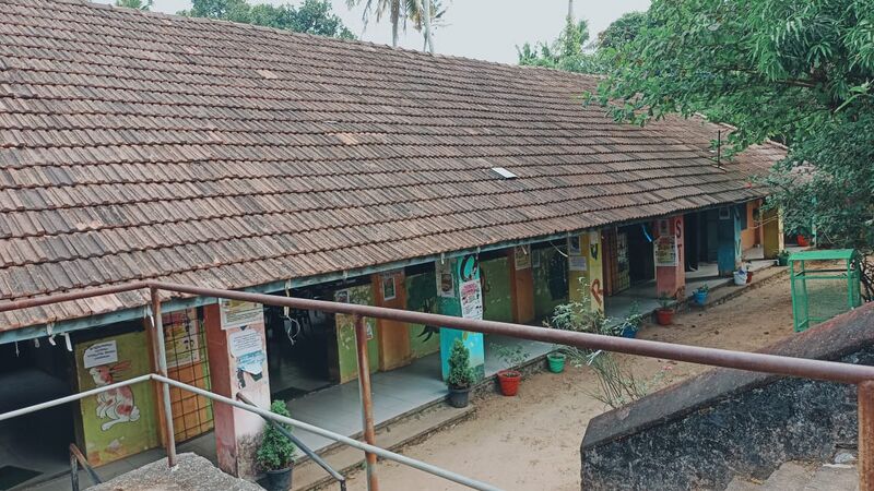 പ്രമാണം:Melattingal school.jpg