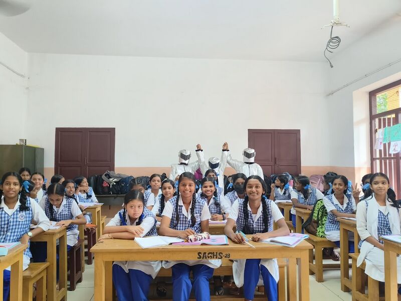 പ്രമാണം:16002 moonday3.jpg