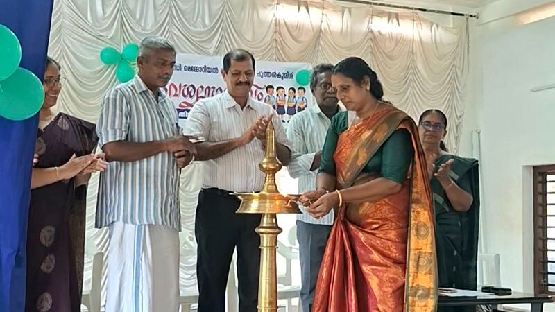 പ്രമാണം:25086-pravesanolsavam 2026-27.jpeg
