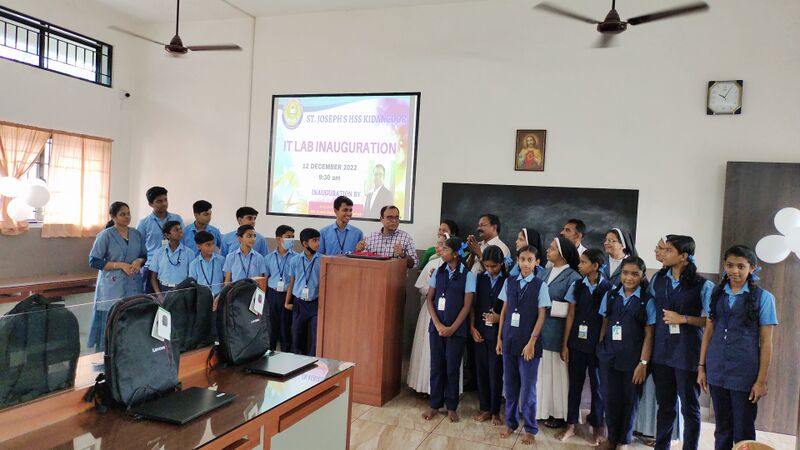 പ്രമാണം:25094 SCHOOL IT LAB INAUGURATION.jpg