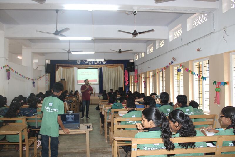 പ്രമാണം:38004-LK-FREEDOM CLASS 2K25-05.JPG