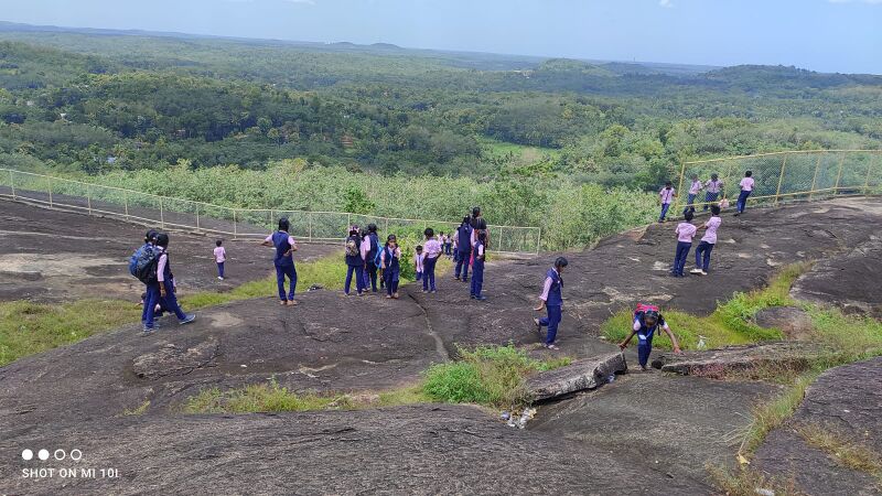 പ്രമാണം:39055 tour4.jpeg