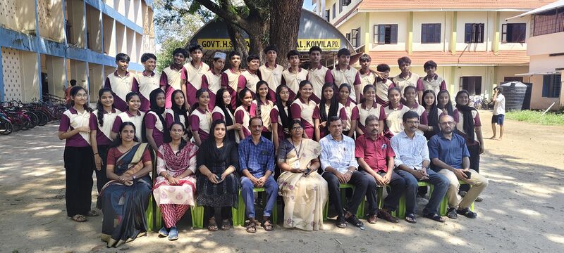 പ്രമാണം:41075 batch2024-27.jpg