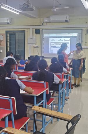 41209 Hi-tech digital education2.jpeg