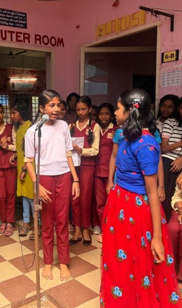 പ്രമാണം:42014- skit.jpg