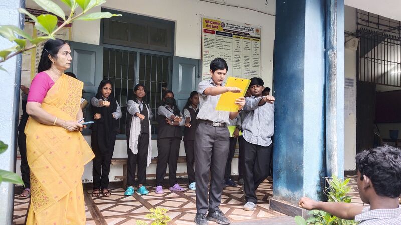 പ്രമാണം:42037 vayana2.jpg