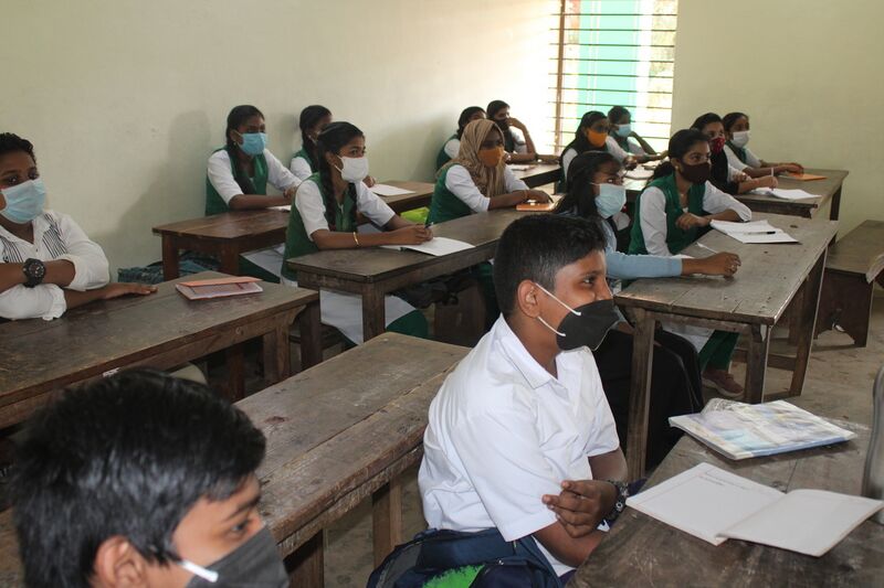 പ്രമാണം:44050 22 16 I8.JPG