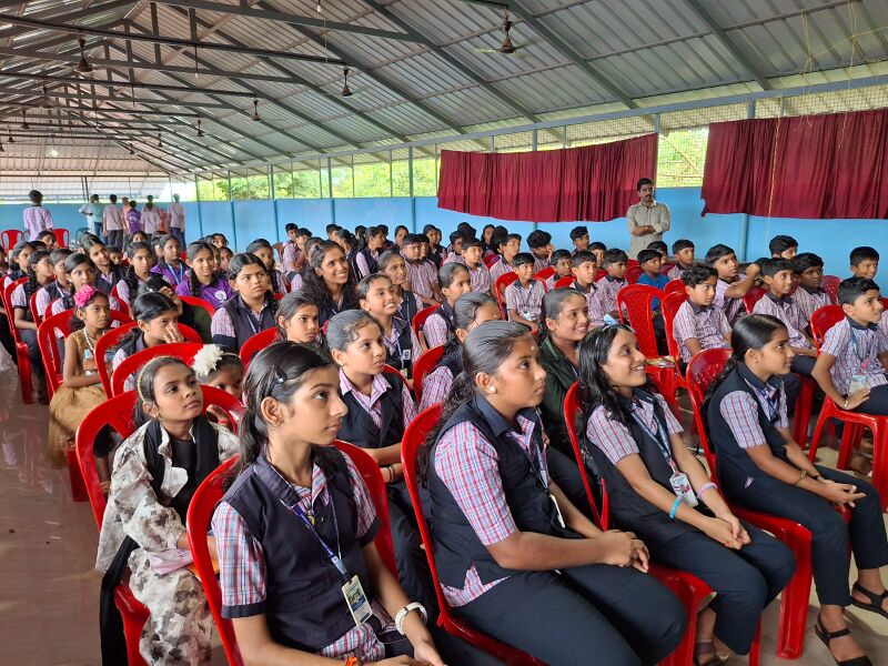 പ്രമാണം:12060 KSD vayanadinam inauguration2.jpg