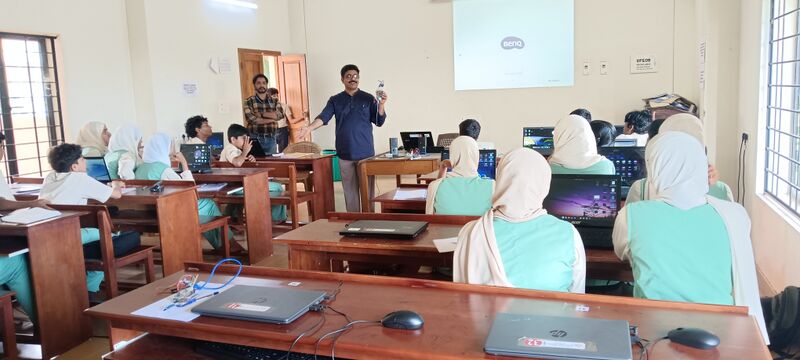 പ്രമാണം:14022 preliminary camp 2.jpg