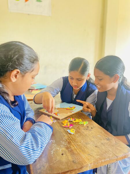 പ്രമാണം:17024 classroomactivities.jpeg