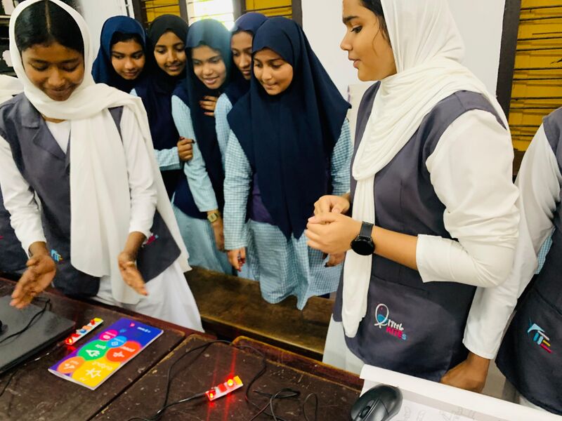 പ്രമാണം:19049 10freedom.jpeg