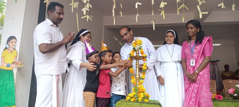 പ്രമാണം:22222 pravesanolsavam 2022.jpeg