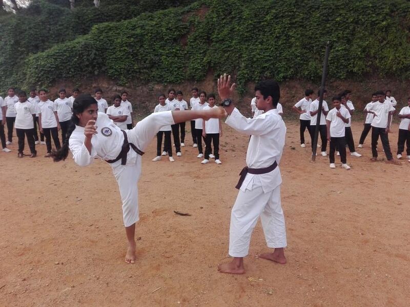 പ്രമാണം:32025 karate.jpg