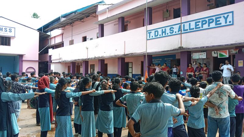 പ്രമാണം:35013 assembly 1.jpg