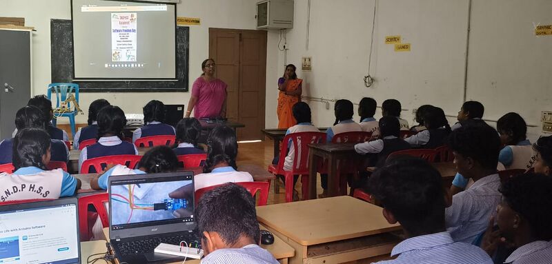 പ്രമാണം:38025 CS-4.jpeg