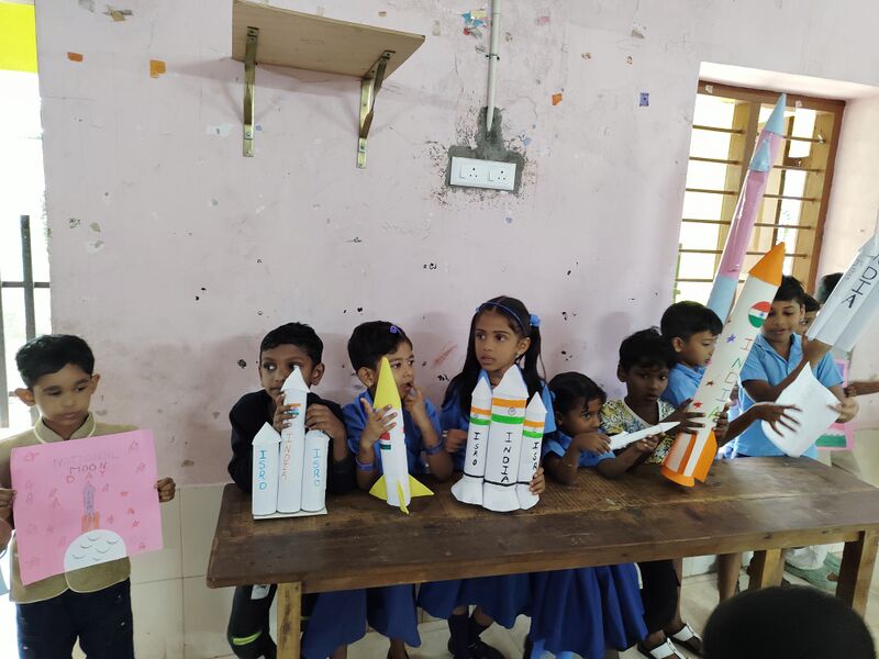 പ്രമാണം:43252 chandra 2.jpg