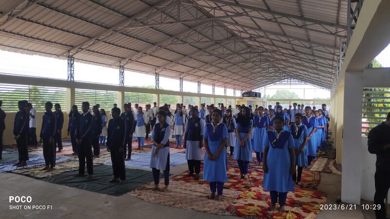 പ്രമാണം:44018 yd23 12.jpg