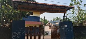 48136-school gate2.jpg