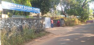 48560 schoolgate-1.jpg