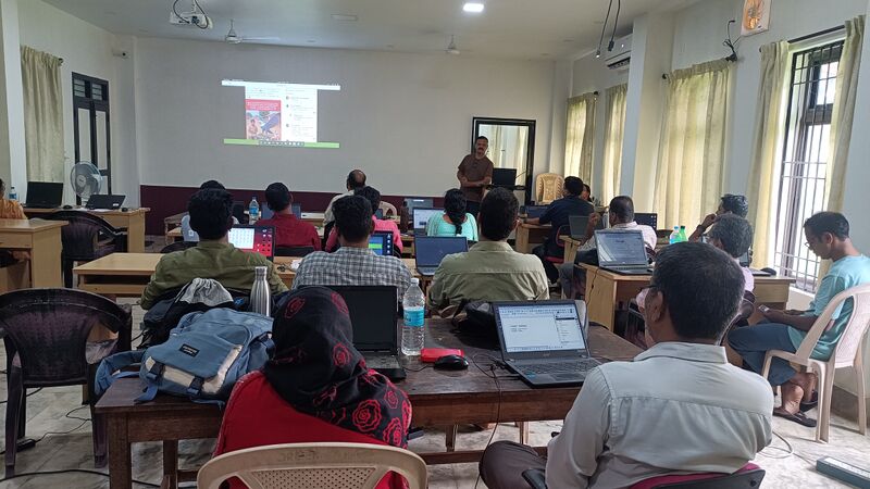 പ്രമാണം:Drcmlp-ittraining 1.jpg