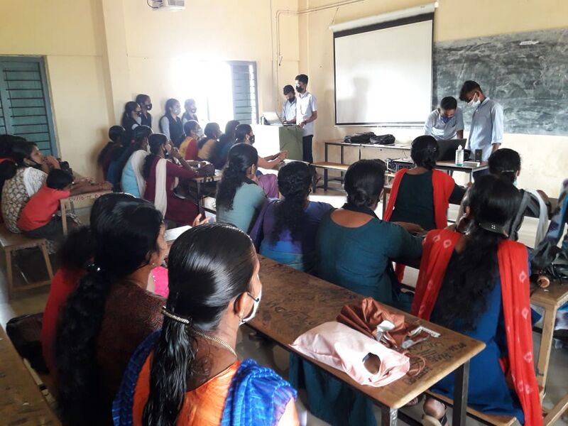 പ്രമാണം:11073-KGD-LKCS22-2 - KITE, Kasaragod.jpg