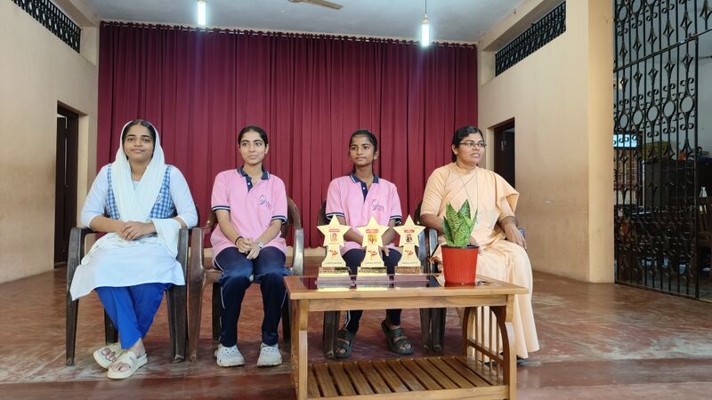 പ്രമാണം:16002 itmela anumodanam25.jpg