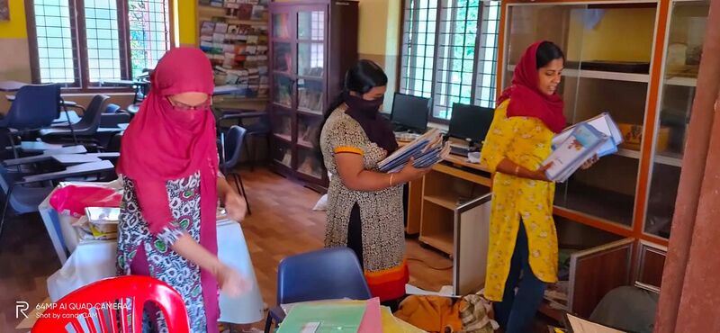 പ്രമാണം:17438 - Dry day7.jpg