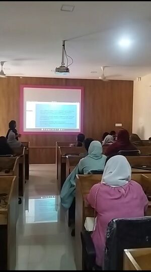 19066 cyber class.jpg