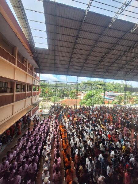 പ്രമാണം:2025 പ്രവേശനോത്സവം 1.jpeg