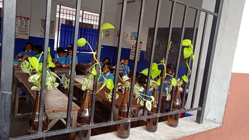 പ്രമാണം:26250 Eco friendly Class room.jpg