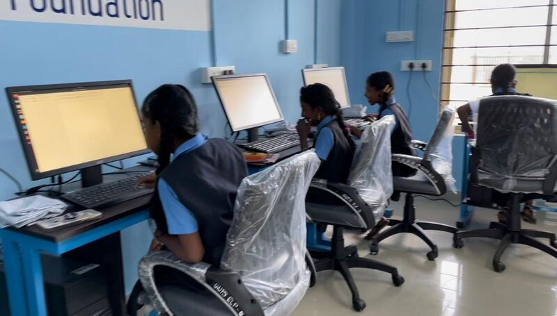 പ്രമാണം:30444 IT LAB2.jpg