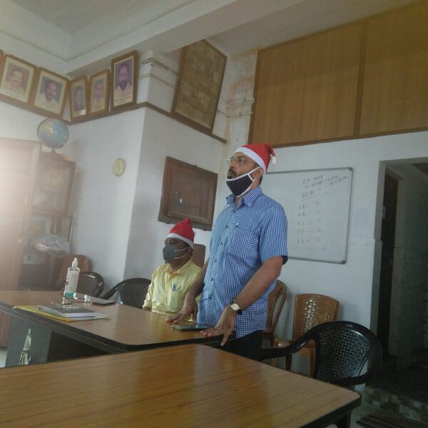 പ്രമാണം:33056 xmas 2020 6.jpeg