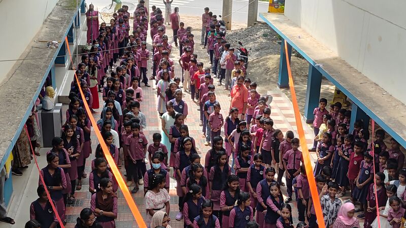 പ്രമാണം:42085 yoga 4.jpg