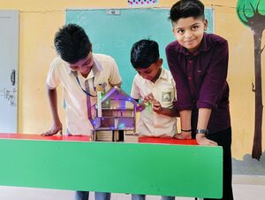 44243 24-25ClassPadanothsavam3.jpg