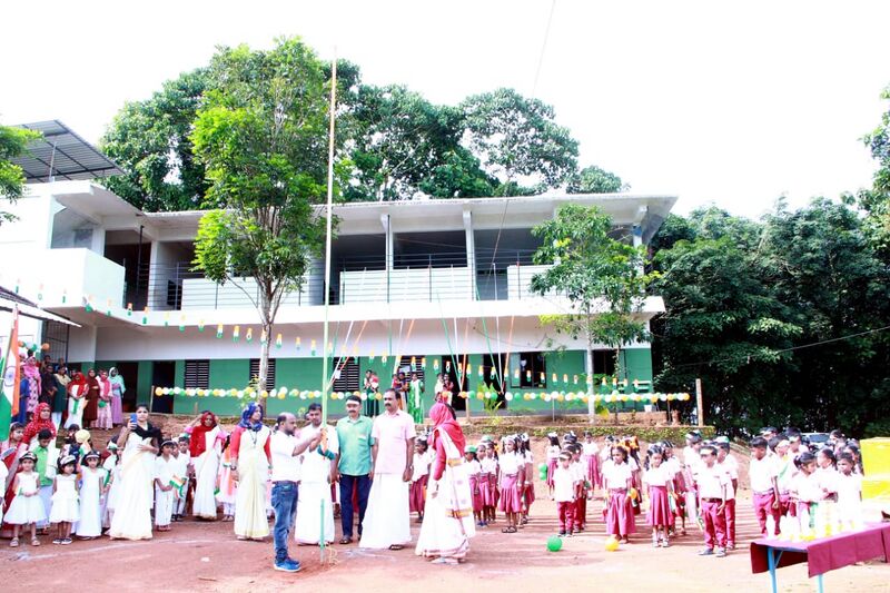 പ്രമാണം:48434 Schol photo.jpg