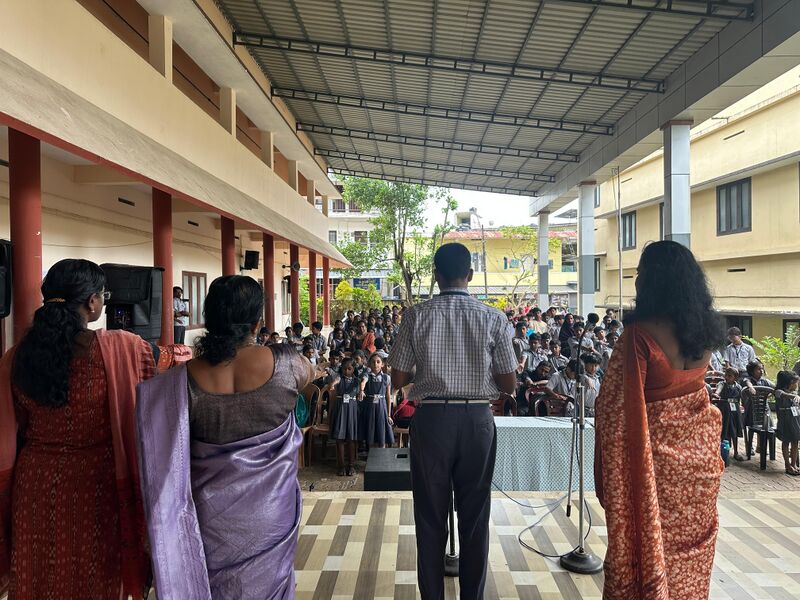 പ്രമാണം:FFD 25003 2.jpg