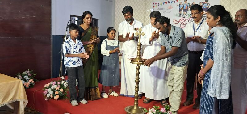 പ്രമാണം:PRAVESANOTSAVAM1 23055.jpeg