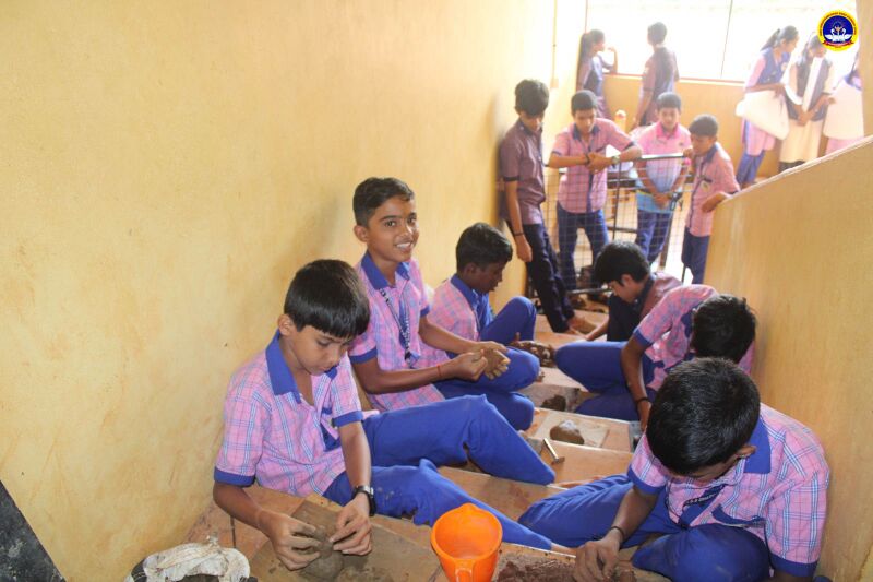 പ്രമാണം:11051WEFAIR2024 2.jpg