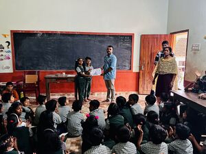 11472-moonday magazine presentation.jpg