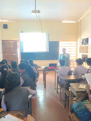 15045-Hitech classroom presentation1.jpeg